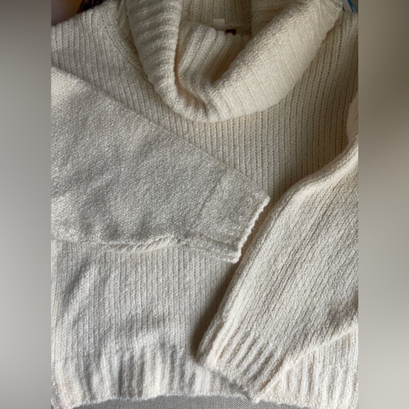 Anthropologie Pilcro Wide Turtleneck  Sweater In Cream/Ivory Size M - Picture 14 of 16